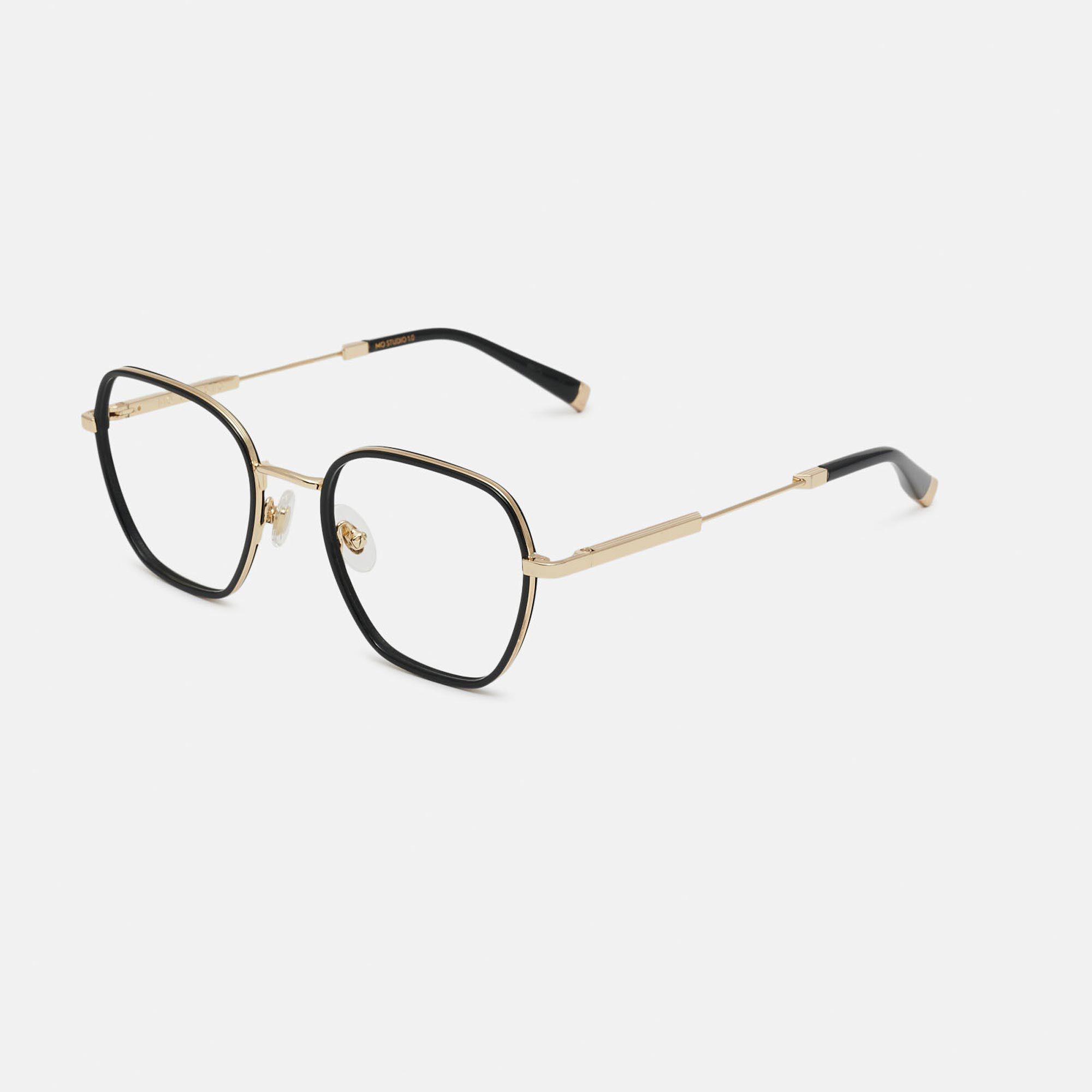 m&oacute; STUDIO 008