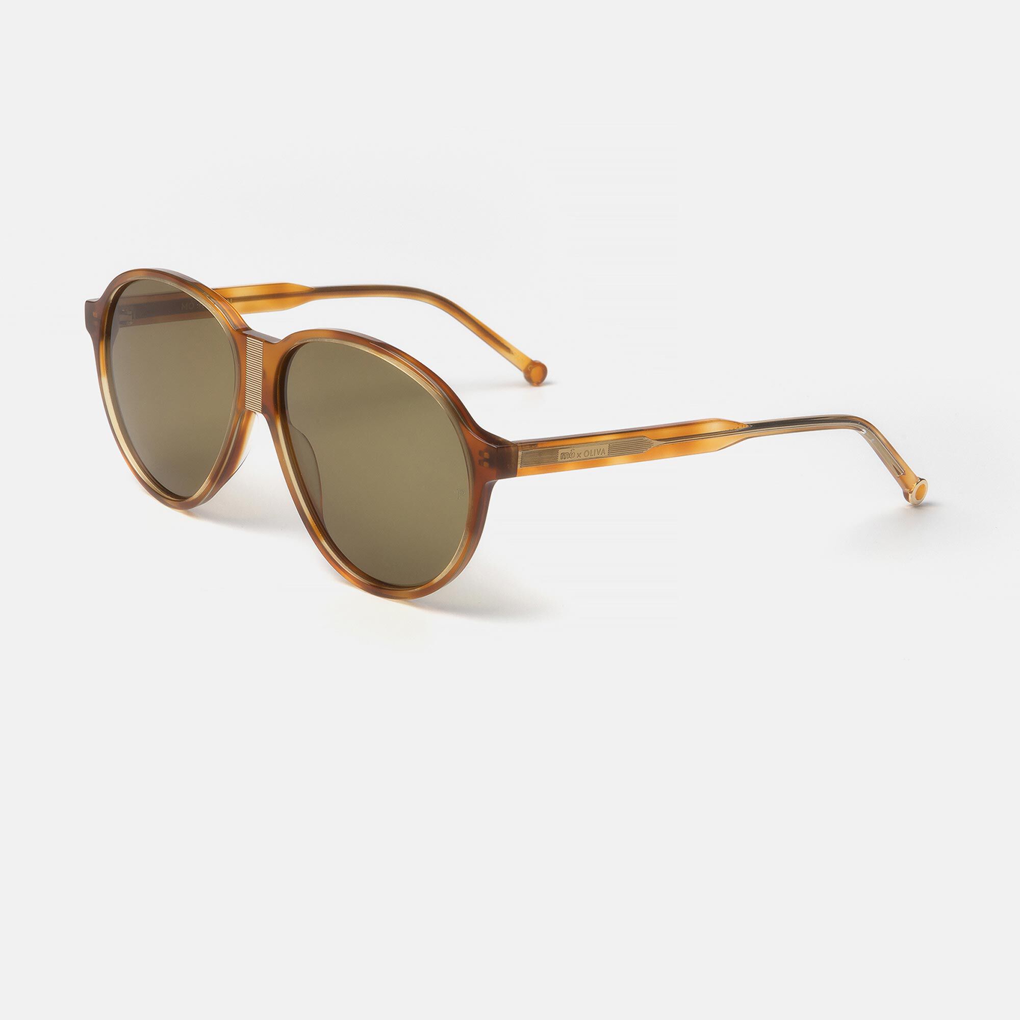 X OLIVA HUTTON SUN