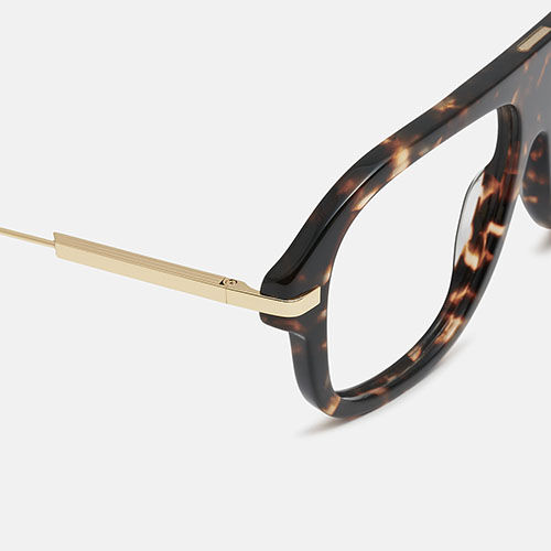 m&oacute; STUDIO 006