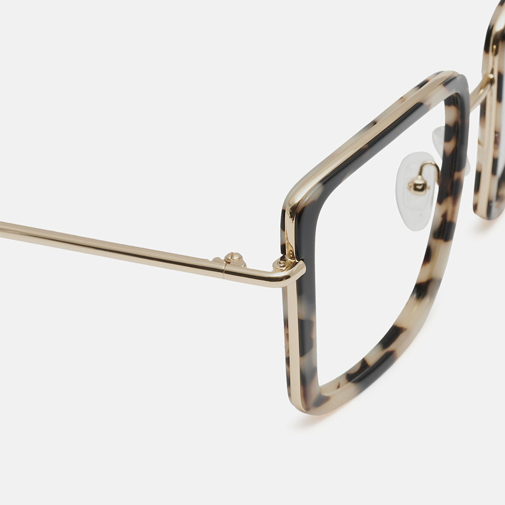 m&oacute; PROUVE, green, large image number 2